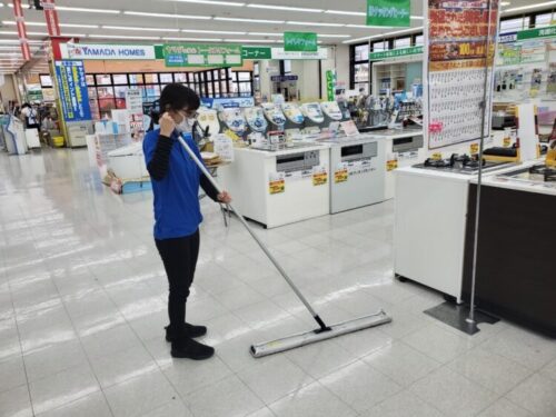 家電量販店の清掃スタッフ（那覇市おもろまち前田）